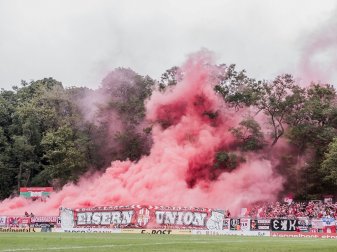 Fehlverhalten der Fans: 30.000 Euro Strafe für Union Fehlverhalten der Fans: 30.000 Euro Strafe für Union