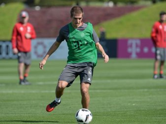 Philipp Lahm nimmt wieder am Mannschaftstraining teil. Foto: Andreas Gebert Philipp Lahm nimmt wieder am Mannschaftstraining teil. Foto: Andreas Gebert