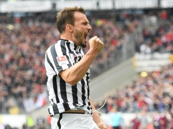 Geht Szabolcs Huszti zurück nach China? Foto: Arne Dedert Geht Szabolcs Huszti zurück nach China? Foto: Arne Dedert