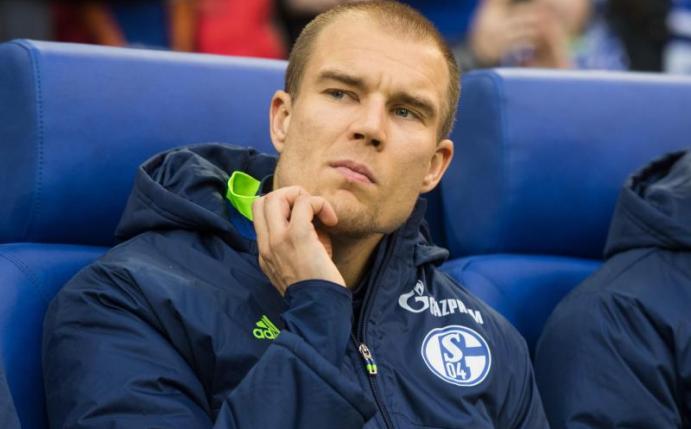 Holger Badstuber saß bei Schalke bis jetzt nur auf der Reservebank. Foto: Bernd Thissen