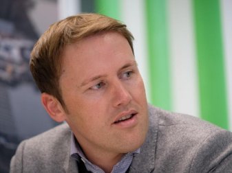 VfL-Manager Olaf Rebbe hofft auf einen einstelligen Tabellenplatz am Saisonende. Foto: Peter Steffen VfL-Manager Olaf Rebbe hofft auf einen einstelligen Tabellenplatz am Saisonende. Foto: Peter Steffen