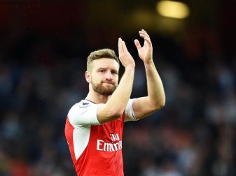 Shkodran Mustafi trifft mit dem FC Arsenal im Topspiel auf Chelsea. Foto: Facundo Arrizabalaga Shkodran Mustafi trifft mit dem FC Arsenal im Topspiel auf Chelsea. Foto: Facundo Arrizabalaga