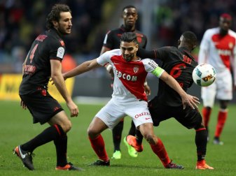 Radael Falcao (M.) trifft doppelt gegen Nizza Radael Falcao (M.) trifft doppelt gegen Nizza