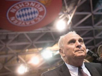 Bei der Aufsichtsratssitzung des FC Bayern wird erwartet, dass Uli Hoeneß an die Spitze des Gremiums zurückkehrt. Foto: Matthias Balk
