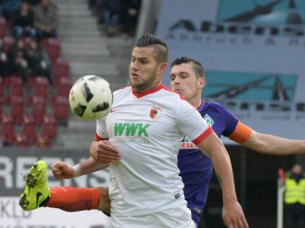 Trainer Manuel Baum über Raul Bobadilla (l): «'Boba' ist ein ganz wichtiger Spieler, er tut jedem Gegner weh und uns gut.» Foto: Stefan Puchner Trainer Manuel Baum über Raul Bobadilla (l): «'Boba' ist ein ganz wichtiger Spieler, er tut jedem Gegner weh und uns gut.» Foto: Stefan Puchner