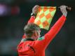 Eine vierte Auswechslung in der Nachspieltzeit ist in den kommenden DFB-Pokal-Spielen erlaubt. Foto: Rolf Vennenbernd