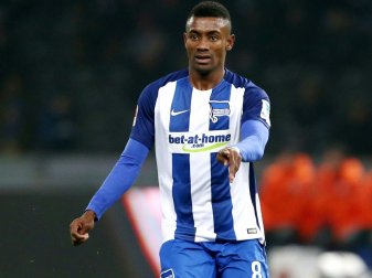 Einsatz fraglich: Herthas Kalou plagen Rückenschmerzen Einsatz fraglich: Herthas Kalou plagen Rückenschmerzen