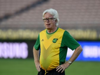 Winfried Schäfer traut Afrikameister Kamerun gute WM zu Winfried Schäfer traut Afrikameister Kamerun gute WM zu