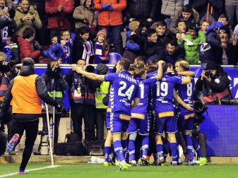 Deportivo Alaves steht nach 1:0-Sieg im Endspiel Deportivo Alaves steht nach 1:0-Sieg im Endspiel
