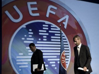Mega-WM: Die UEFA fordert drei weitere Startplätze Mega-WM: Die UEFA fordert drei weitere Startplätze