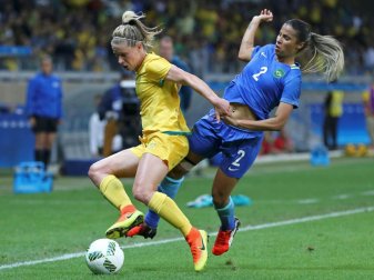 Elise Kellond-Knight (l.) verlängert bei Turbine Potsdam Elise Kellond-Knight (l.) verlängert bei Turbine Potsdam