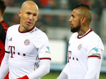 Robben und Vidal treffen in der Schlussphase
