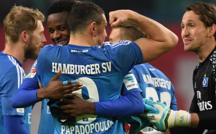 HSV-Neuzugang Kyriakos Papadopoulos ließ in Leipzig seine Muskeln spielen. Foto: Hendrik Schmidt