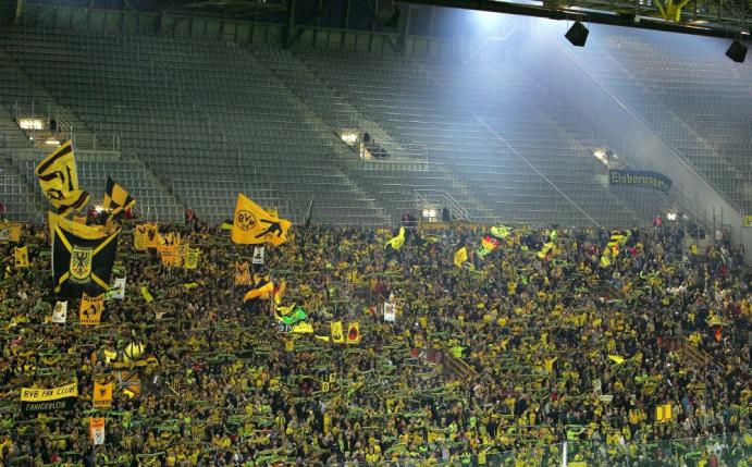 Südtribüne wird gesperrt - BVB akzeptiert Strafe