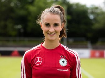 Sara Däbritz ist nach einer Knieverletzung wieder im Kader der Frauenfußball-Nationalmannschaft. Foto: Matthias Balk Sara Däbritz ist nach einer Knieverletzung wieder im Kader der Frauenfußball-Nationalmannschaft. Foto: Matthias Balk