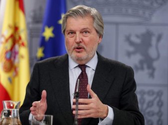 Sportminister Iñigo Méndez de Vigo hat noch keine Anpassungen zum Thema Dopingkontrollen vorgenommen. Foto: Angel Diaz Sportminister Iñigo Méndez de Vigo hat noch keine Anpassungen zum Thema Dopingkontrollen vorgenommen. Foto: Angel Diaz