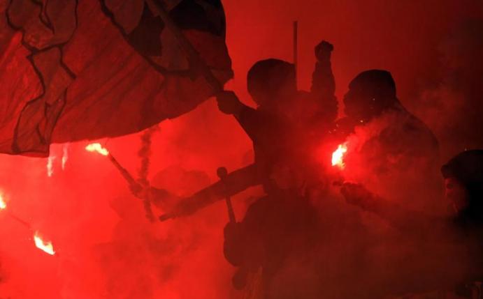 Hertha BSC muss eine Geldstrafe wegen Pyrotechnik im Stadion zahlen. Foto: Federico Gambarini
