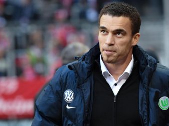 Valérien Ismaël sieht die gesperrte Südtribüne in Dortmund als Vorteil an. Foto: Sven Hoppe