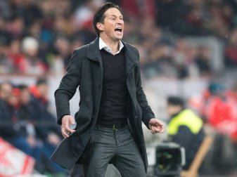 Trainer Roger Schmidt trifft mit seinem Team auf Atlético Madrid. Foto: Marius Becker Trainer Roger Schmidt trifft mit seinem Team auf Atlético Madrid. Foto: Marius Becker