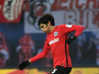 Jesús Vallejo wird der Eintracht am Samstag gegen Berlin nicht zur Verfügung stehen. Foto: Hendrik Schmidt Jesús Vallejo wird der Eintracht am Samstag gegen Berlin nicht zur Verfügung stehen. Foto: Hendrik Schmidt