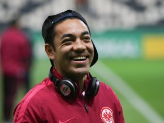 Auch Marco Fabian hofft lauf ein schnelles Comeback bei der Eintracht. Foto: Frank Rumpenhorst Auch Marco Fabian hofft lauf ein schnelles Comeback bei der Eintracht. Foto: Frank Rumpenhorst