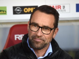 Michael Preetz rechnet mit einer Vertragverlängerung von Torjäger Salomon Kalou. Foto: Patrick Seeger