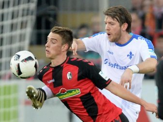 Peter Niemeyer muss nach seiner fünften Gelben Karte am Samstag aussetzen. Foto: Patrick Seeger Peter Niemeyer muss nach seiner fünften Gelben Karte am Samstag aussetzen. Foto: Patrick Seeger