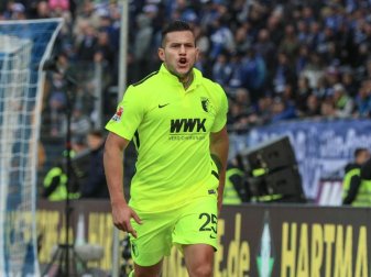 Raul Bobadilla traf für den FC Augsburg zum Sieg. Foto: Frank Rumpenhorst Raul Bobadilla traf für den FC Augsburg zum Sieg. Foto: Frank Rumpenhorst