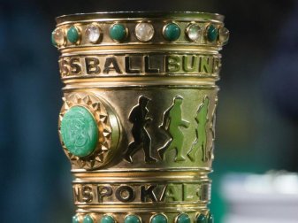 Beim DFB-Pokal werden im Viertelfinale 1,265 Millionen Euro ausgeschüttet. Foto: Bernd Thissen Beim DFB-Pokal werden im Viertelfinale 1,265 Millionen Euro ausgeschüttet. Foto: Bernd Thissen