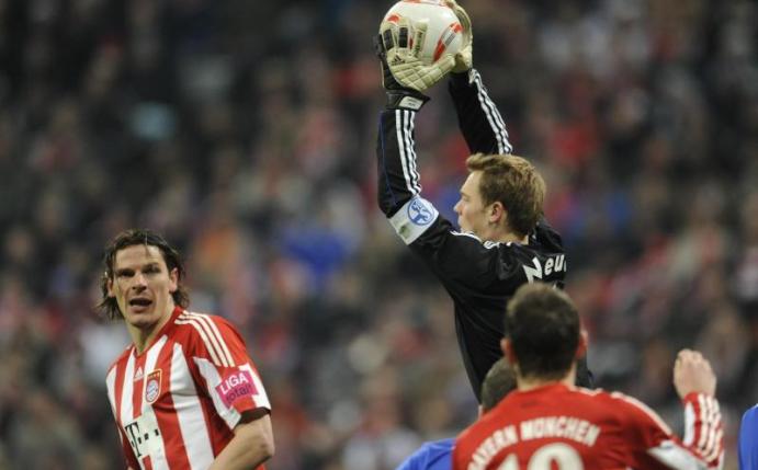 Torhüter Manuel Neuer spielte 2011 noch im Trikot von Schalke 04. Foto: Andreas Gebert
