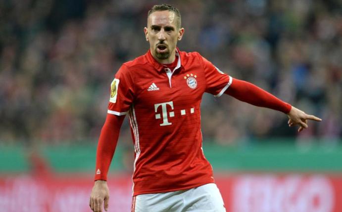 Die Bayern erwarten ein Pokal-Halbfinale gegen Borussia Dortmund. Franck Ribéry: «Das ist immer ein schönes Duell.» Foto: Andreas Gebert