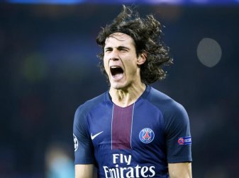 Edinson Cavani traf vom Elfmeterpunkt zum 1:0. Foto: Francois Mori Edinson Cavani traf vom Elfmeterpunkt zum 1:0. Foto: Francois Mori