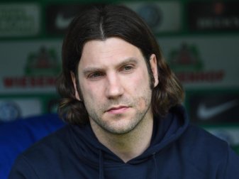 Darmstadts Trainer Torsten Frings glaubt kaum noch an den Klassenerhalt. Foto: Carmen Jaspersen Darmstadts Trainer Torsten Frings glaubt kaum noch an den Klassenerhalt. Foto: Carmen Jaspersen