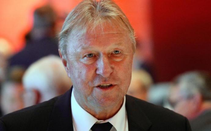 Horst Hrubesch dementierte einen Kontakt zu den Leverkusener Verantwortlichen. Foto: Maurizio Gambarini