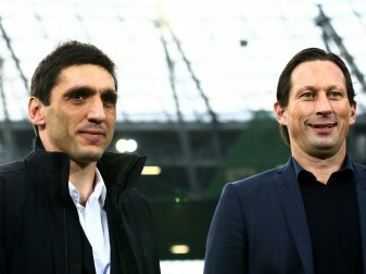 Bei Bayer Leverkusen folgt Korkut auf Schmidt (v.l.) Bei Bayer Leverkusen folgt Korkut auf Schmidt (v.l.)