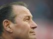 Huub Stevens stellt sich vor Weinzierl und Heidel