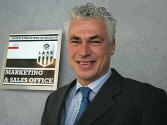 Toni Polster traut dem FC den großen Coup zu