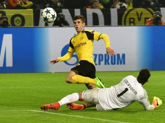 Christian Pulisic erzielt das 2:0 Christian Pulisic erzielt das 2:0