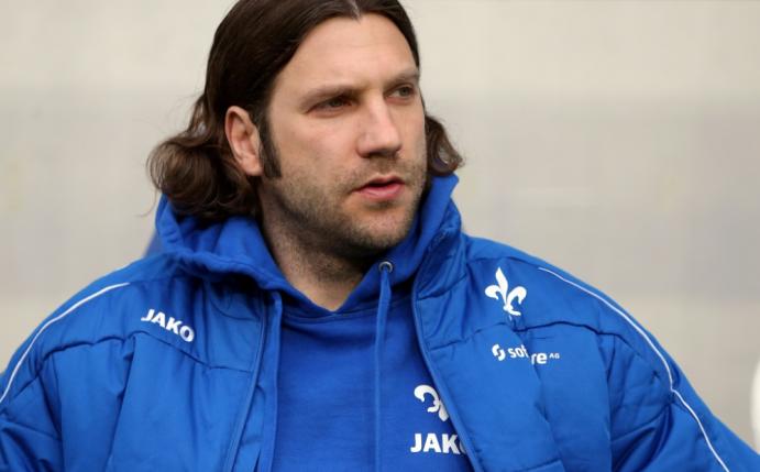 Für Trainer Torsten Frings ändert auch ein Sieg nichts