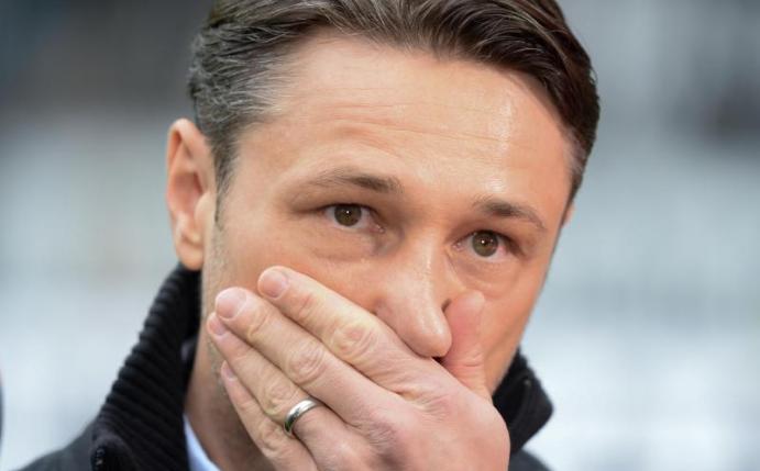 Frankfurts Trainer Niko Kovac hat Sorgen vor dem Spiel bei den Bayern. Foto: Arne Dedert