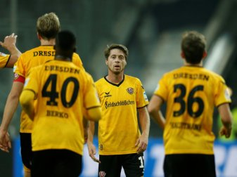 Dynamo feiert 2:0-Sieg im Aufsteigerduell in Würzburg Dynamo feiert 2:0-Sieg im Aufsteigerduell in Würzburg