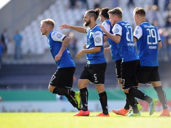 Bielefeld schlägt Kaiserslautern mit 2:0