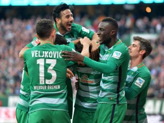 Die Spieler von Werder Bremen feiern das 2:0 gegen RB Leipzig. Foto: Carmen Jaspersen