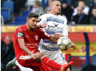 Stefan Kleineheismann (l.) muss zwei Spiele zuschauen Stefan Kleineheismann (l.) muss zwei Spiele zuschauen