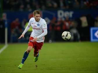 Aaron Hunt hat Probleme mit dem Knie. Foto: Daniel Reinhardt