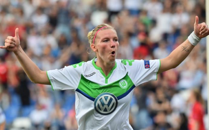 Alexandra Popp reist mit dem VfL Wolfsburg nach Freiburg