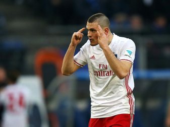 HSV-Neuzugang Papadopoulos hat sich am Kopf verletzt HSV-Neuzugang Papadopoulos hat sich am Kopf verletzt