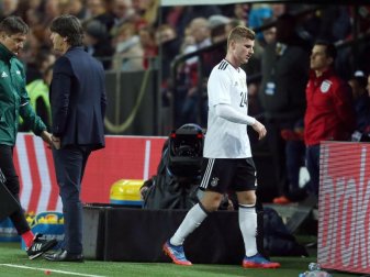 Timo Werner (r) erlitt einen Muskelfaserriss im linken Oberschenkel. Foto: Ina Fassbender Timo Werner (r) erlitt einen Muskelfaserriss im linken Oberschenkel. Foto: Ina Fassbender