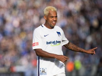 Marcelinho erzielte in seinem Abschiedsspiel vier Tore. Foto: Jörg Carstensen Marcelinho erzielte in seinem Abschiedsspiel vier Tore. Foto: Jörg Carstensen