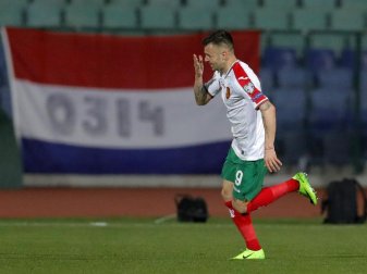 Bulgariens Spas Delew jubelt über seinen Treffer gegen die Niederlande. Foto: Vadim Ghirda Bulgariens Spas Delew jubelt über seinen Treffer gegen die Niederlande. Foto: Vadim Ghirda